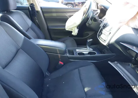 2018 Nissan Altima 2.5 Sr z USA, uszkodzony, nr VIN 1N4AL3AP7JC116245